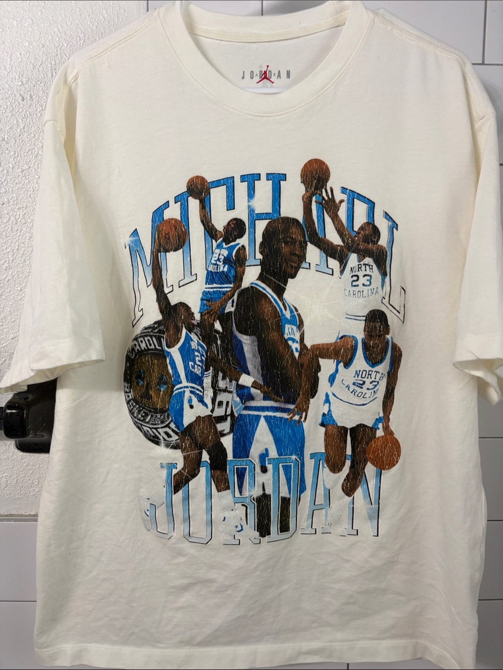 Jordan North Carolina Basketball Oversized Graphic Tee - Cream/Blue Size S